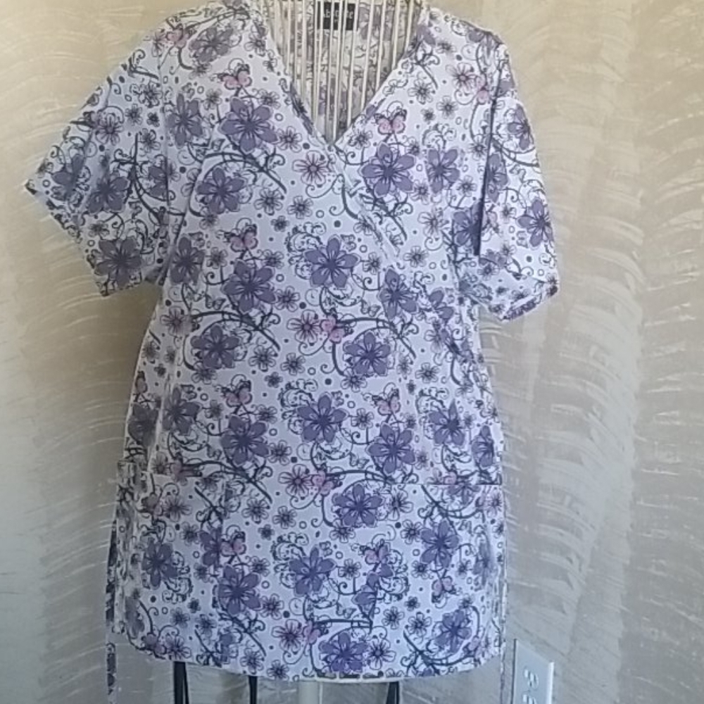Absolute scrubs top with floral prints